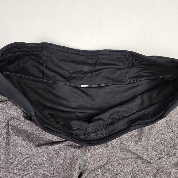 Lululemon Run Times Short II 4" Womens Size 10 Black Gray First Release W7AK9S - Picture 5 of 12
